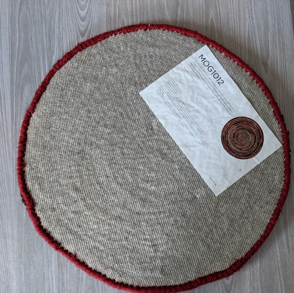 Small Round Sustainable Vibrant Floor Mat